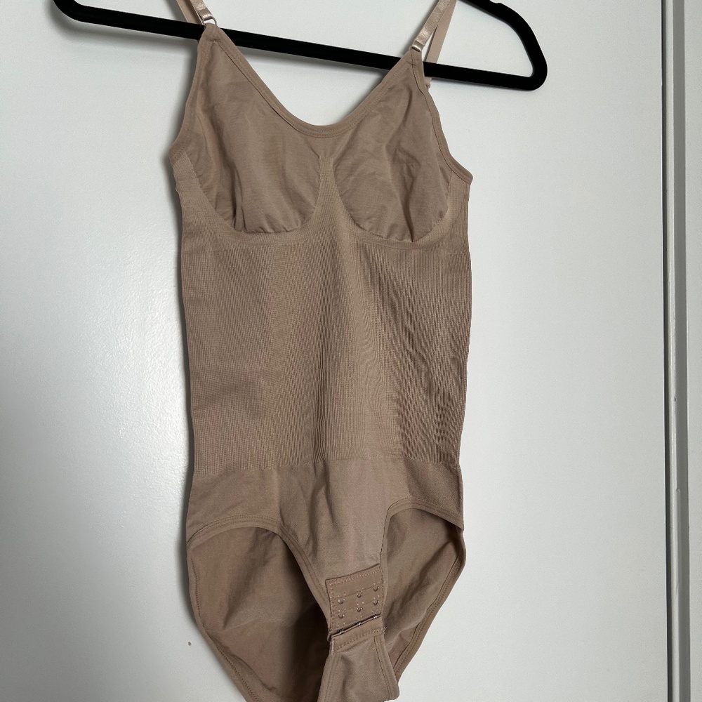 HeyShape Sculpting Bodysuit, NWT, Size S